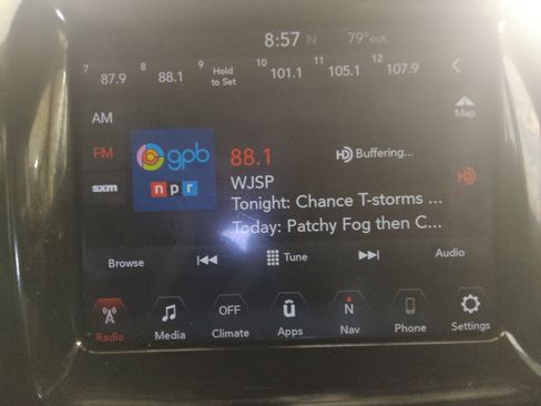 Used 2018 Jeep Compass Limited w/ Navigation Group AWD/4WD image 25