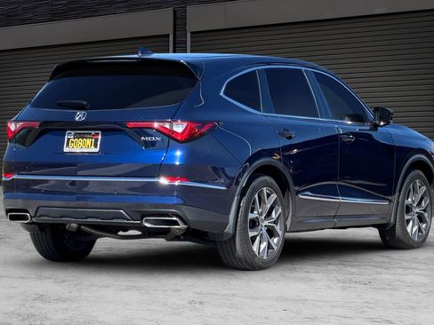 Used 2023 Acura MDX FWD w/ Technology Package image 4