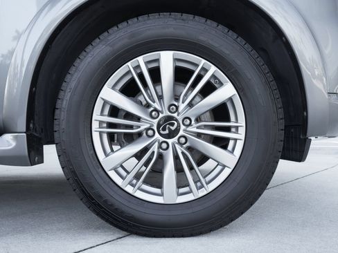 Certified 2018 INFINITI QX80 2WD image 29