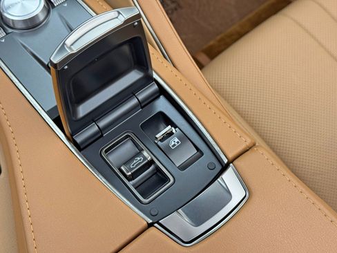 Used 2024 Lexus LC 500 Convertible w/ Touring Package image 32