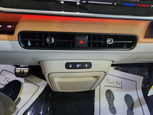 New 2025 Volkswagen ID. Buzz Pro S Plus image 18