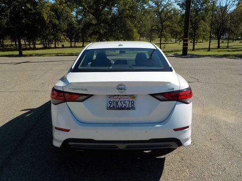 Used 2022 Nissan Sentra SR w/ Electronics Package image 3