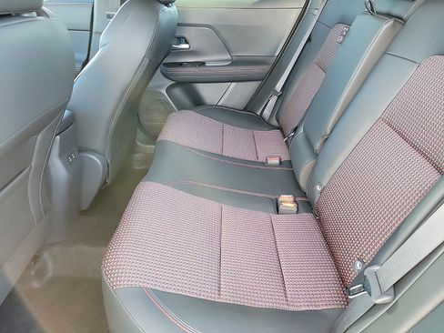 New 2025 Nissan Kicks SR w/ SR Premium Package FWD image 17