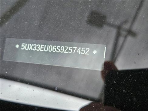 Used 2025 BMW X5 M60i image 15