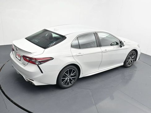 Used 2023 Toyota Camry SE FWD image 30
