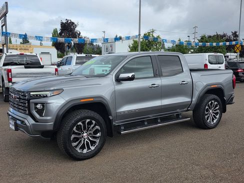 Used 2024 GMC Canyon Denali AWD/4WD image 37