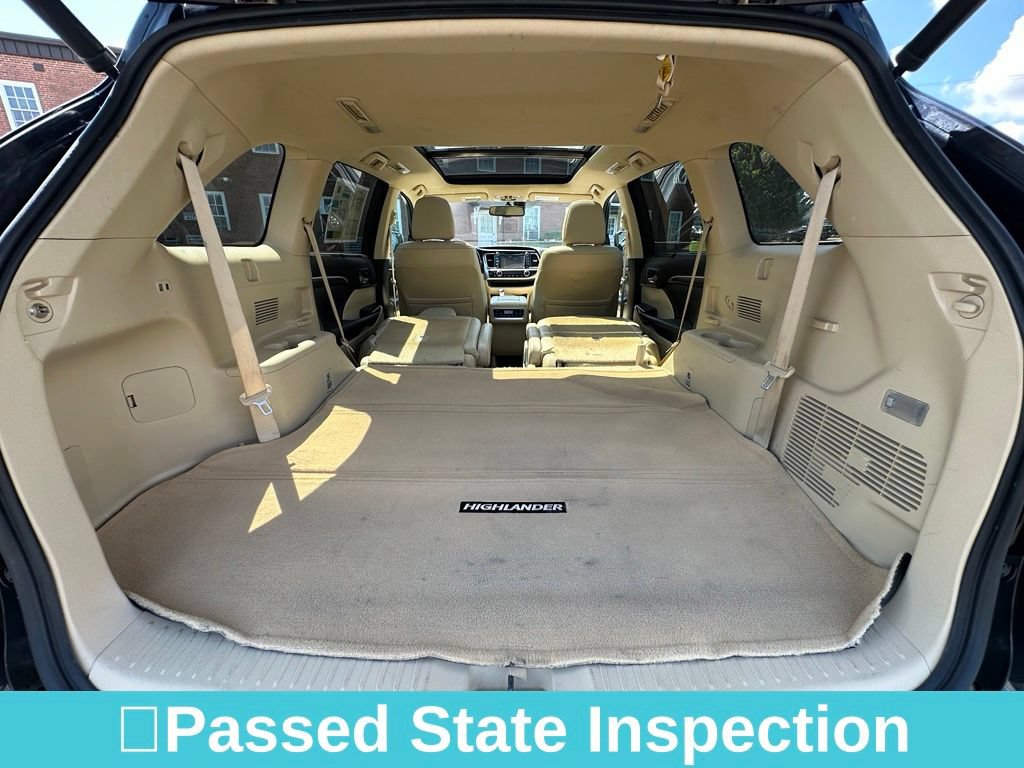 Used 2015 Toyota Highlander Limited Platinum AWD/4WD image 36