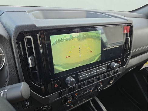 New 2026 Nissan Frontier SV w/ Tow Package image 17