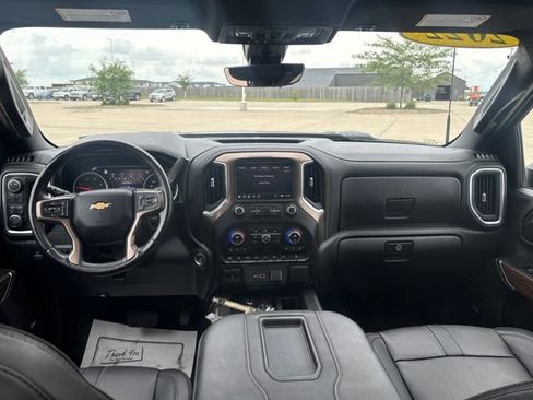 Used 2022 Chevrolet Silverado 3500 High Country w/ Z71 Off-Road Package AWD/4WD image 24