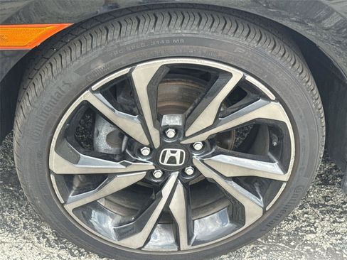 Used 2020 Honda Civic Sport image 12