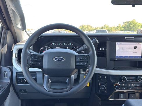 New 2026 Ford F350 XL w/ XL Chrome Package AWD/4WD image 13