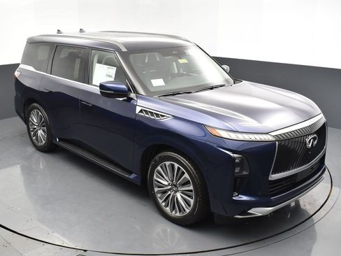 Certified 2025 INFINITI QX80 Sensory image 26