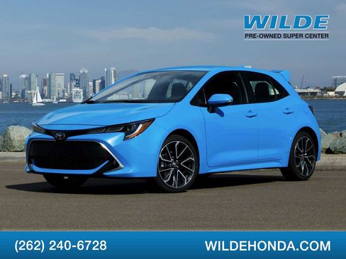 Used 2020 Toyota Corolla SE w/ Carpet Mat Package image 1