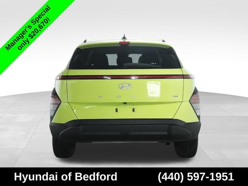 Used 2024 Hyundai Kona SEL AWD/4WD image 44