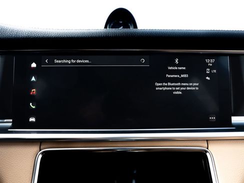 Used 2023 Porsche Panamera 4 Platinum Edition image 27