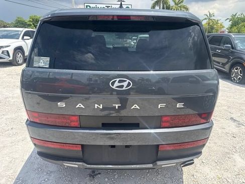 Used 2025 Hyundai Santa Fe SE FWD image 7