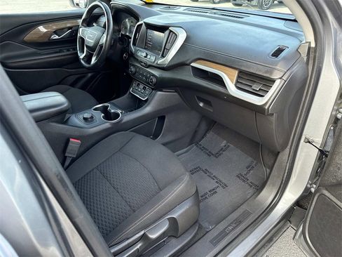 Used 2021 GMC Terrain SLE w/ LPO, Floor Liner Package image 29