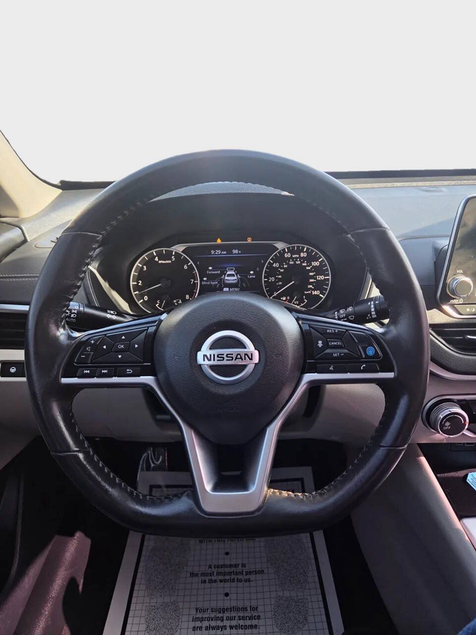 Used 2022 Nissan Altima 2.5 SV w/ SV Premium Package FWD image 7