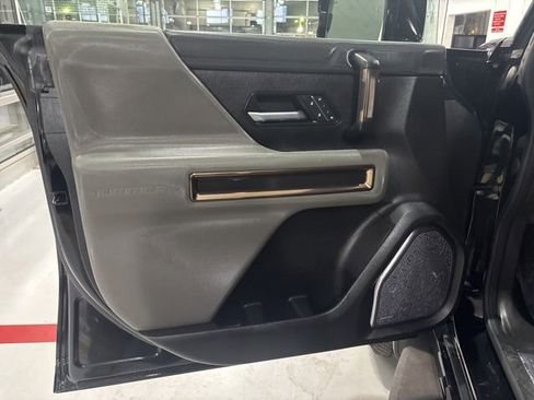 Used 2024 GMC Hummer EV 3X w/ LPO, Sport Package image 6