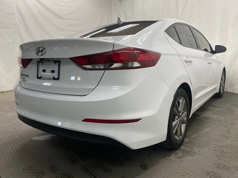 Used 2018 Hyundai Elantra SEL image 9
