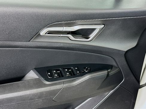 Used 2024 Kia Sportage LX image 15