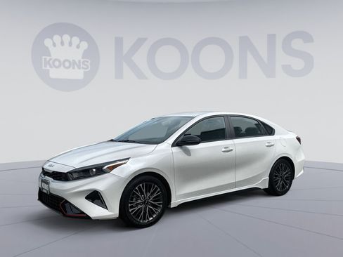 Used 2023 Kia Forte GT-Line FWD image 1