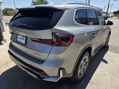 Used 2024 BMW X1 xDrive28i image 6