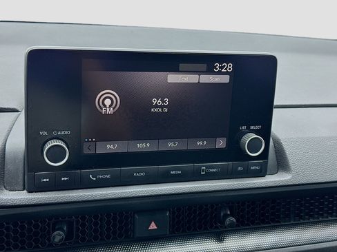 Used 2024 Honda CR-V LX image 11
