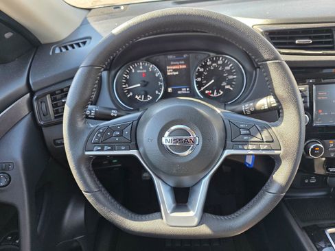 Used 2019 Nissan Rogue S w/ Special Edition Package image 14