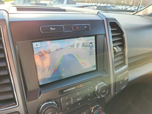 Used 2019 Ford F150 XLT w/ Equipment Group 302A Luxury image 15