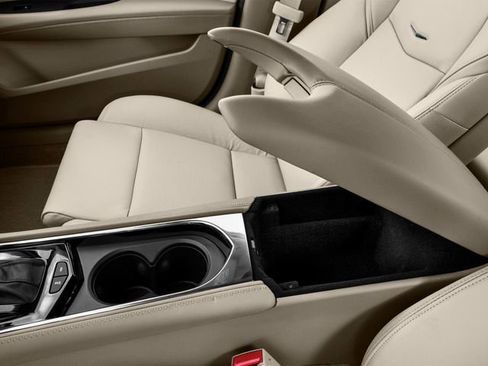 Used 2016 Cadillac ATS Luxury w/ Sun And Sound Package RWD image 18