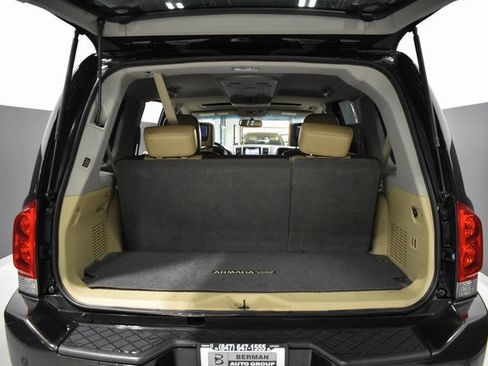 Used 2014 Nissan Armada Platinum w/ Platinum Reserve Package image 41