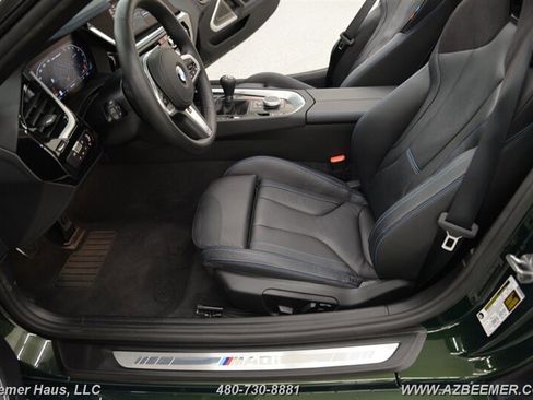 Used 2025 BMW Z4 M40i w/ Edition image 16