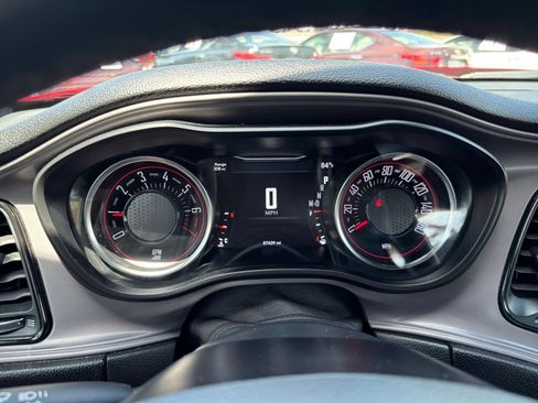 Used 2023 Dodge Challenger SXT RWD image 41