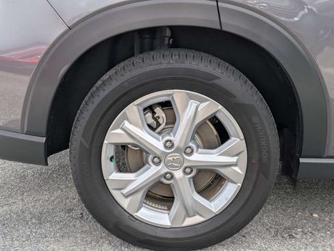 Used 2025 Honda HR-V LX image 10