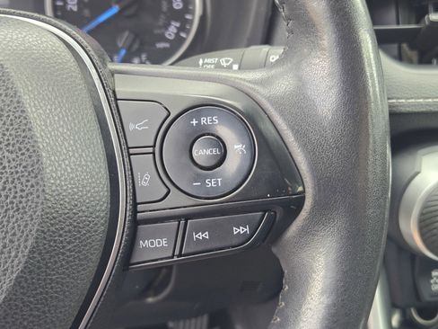 Used 2019 Toyota RAV4 XLE image 26