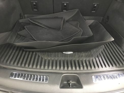 Used 2019 Cadillac XT4 Sport AWD/4WD image 24