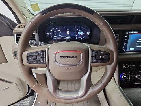 Certified 2023 GMC Yukon XL Denali w/ Denali Reserve Package RWD image 25