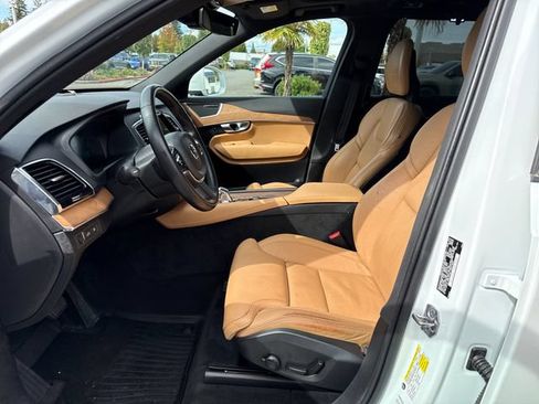 Used 2018 Volvo XC90 T8 Inscription w/ Convenience Package AWD/4WD image 15