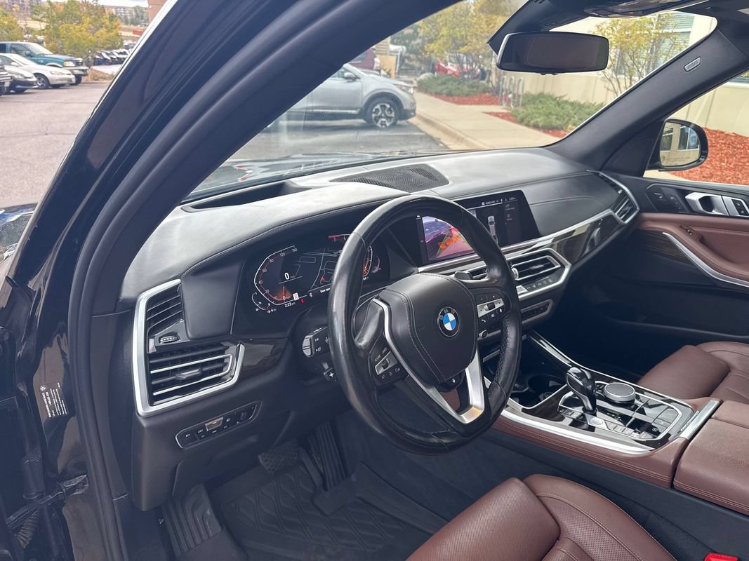 Used 2019 BMW X5 xDrive40i w/ Luxury Seating Package AWD/4WD image 29