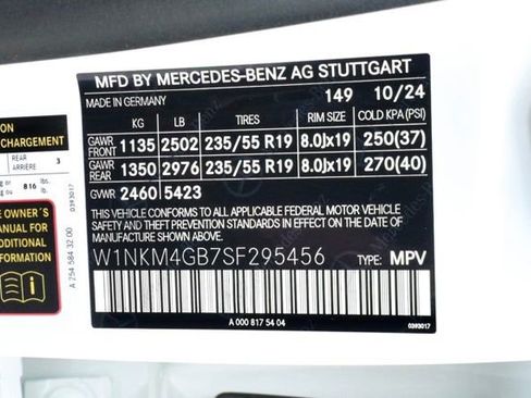 Certified 2025 Mercedes-Benz GLC 300 image 28