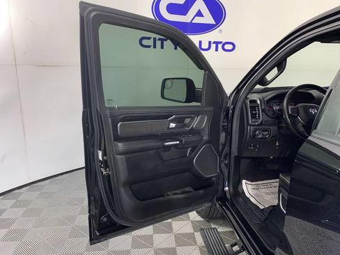 Used 2022 RAM 1500 Laramie AWD/4WD image 14