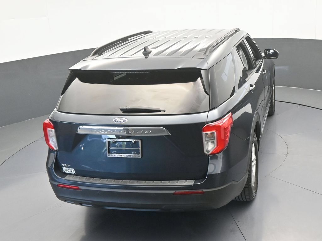 Used 2023 Ford Explorer XLT RWD image 46