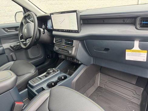 New 2025 Ford Maverick Lobo image 17