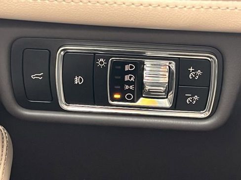 Used 2024 Lincoln Aviator Reserve w/ Equipment Group 201A image 23