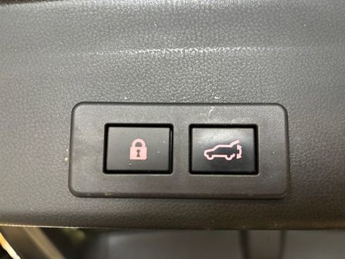 Used 2020 Subaru Ascent Touring image 26