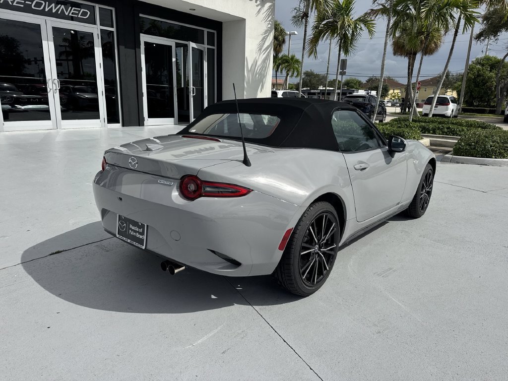 New 2026 MAZDA MX-5 Miata Grand Touring RWD image 3
