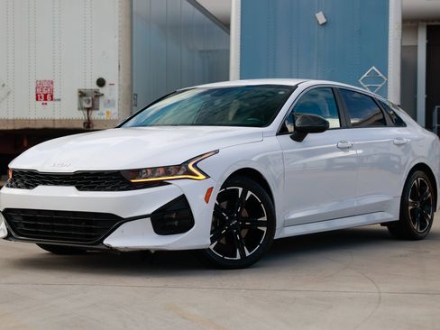 Used 2022 Kia K5 GT-Line image 1