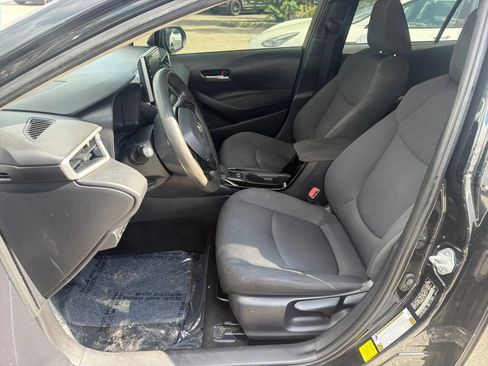 Used 2020 Toyota Corolla LE FWD image 10