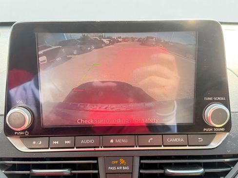 Certified 2022 Nissan Altima 2.5 SR w/ Midnight Edition Package FWD image 12
